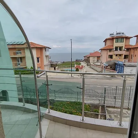 Family Coral 3* Szozopol