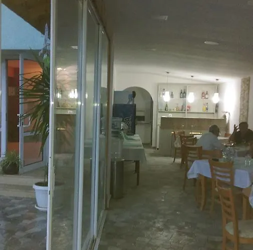 Family Coral Szálloda 3*