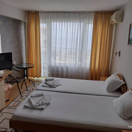 Family Coral ホテル 3*