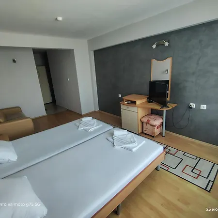 ホテル Family Coral 3*