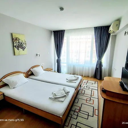 Family Coral 3* 索佐波尔