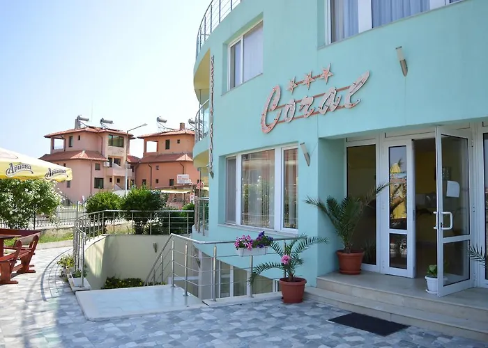 מלון Family Coral