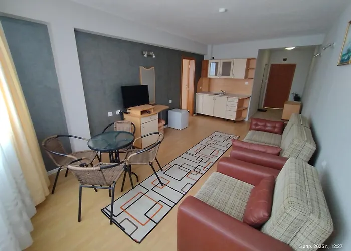 מלון Family Coral